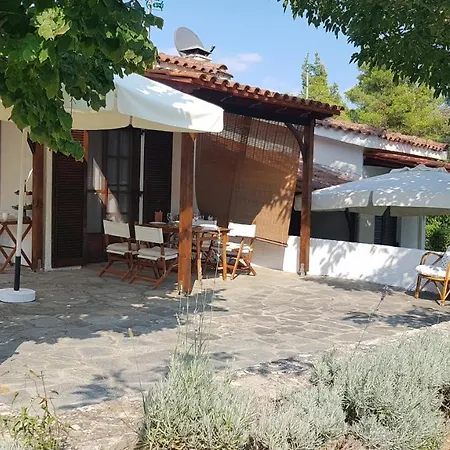 Konstantinos's Luxury Sani Tatil Evi